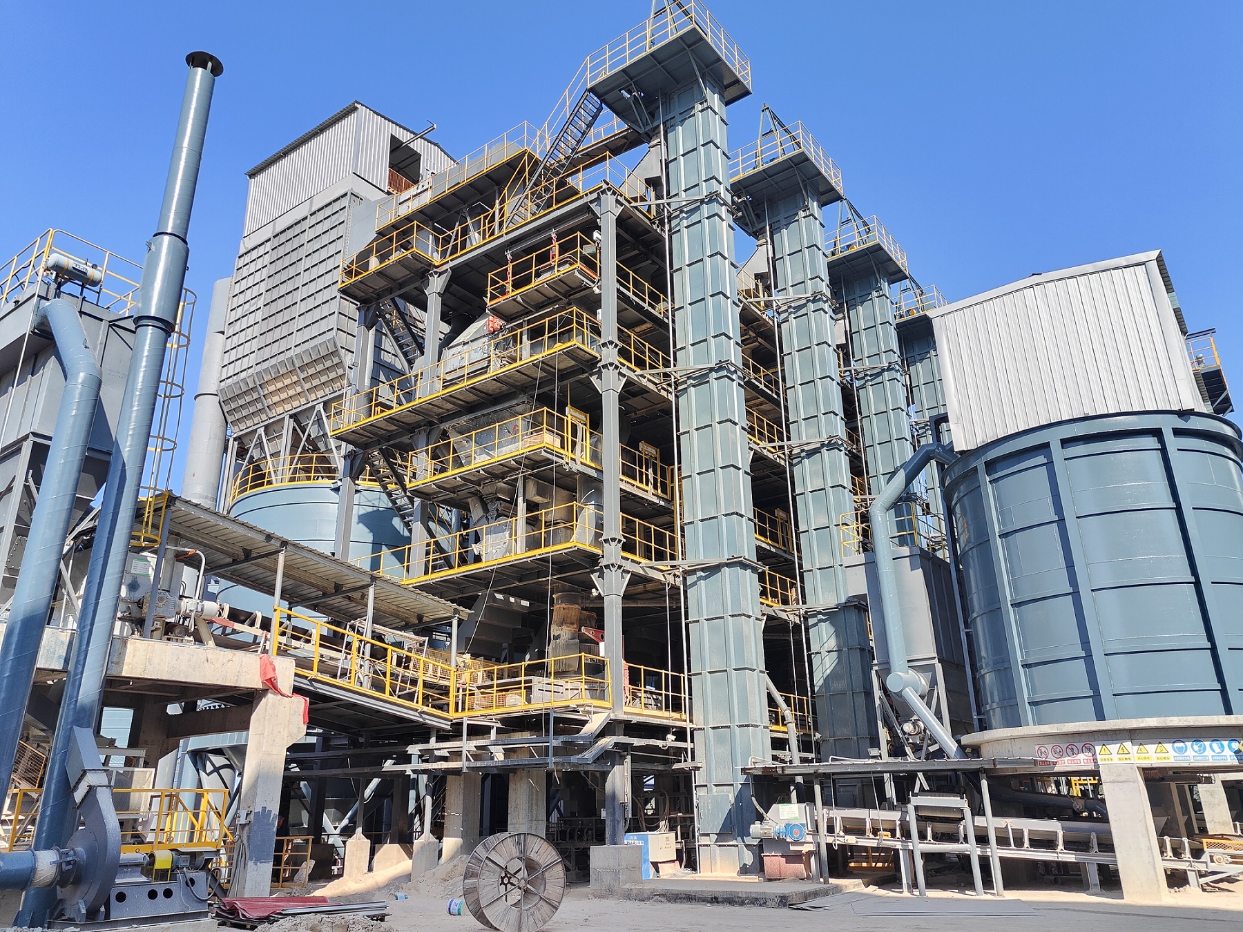 砂石行業(yè)又有“大動(dòng)作”？唐山金路干法制砂樓優(yōu)勢(shì)有哪些？