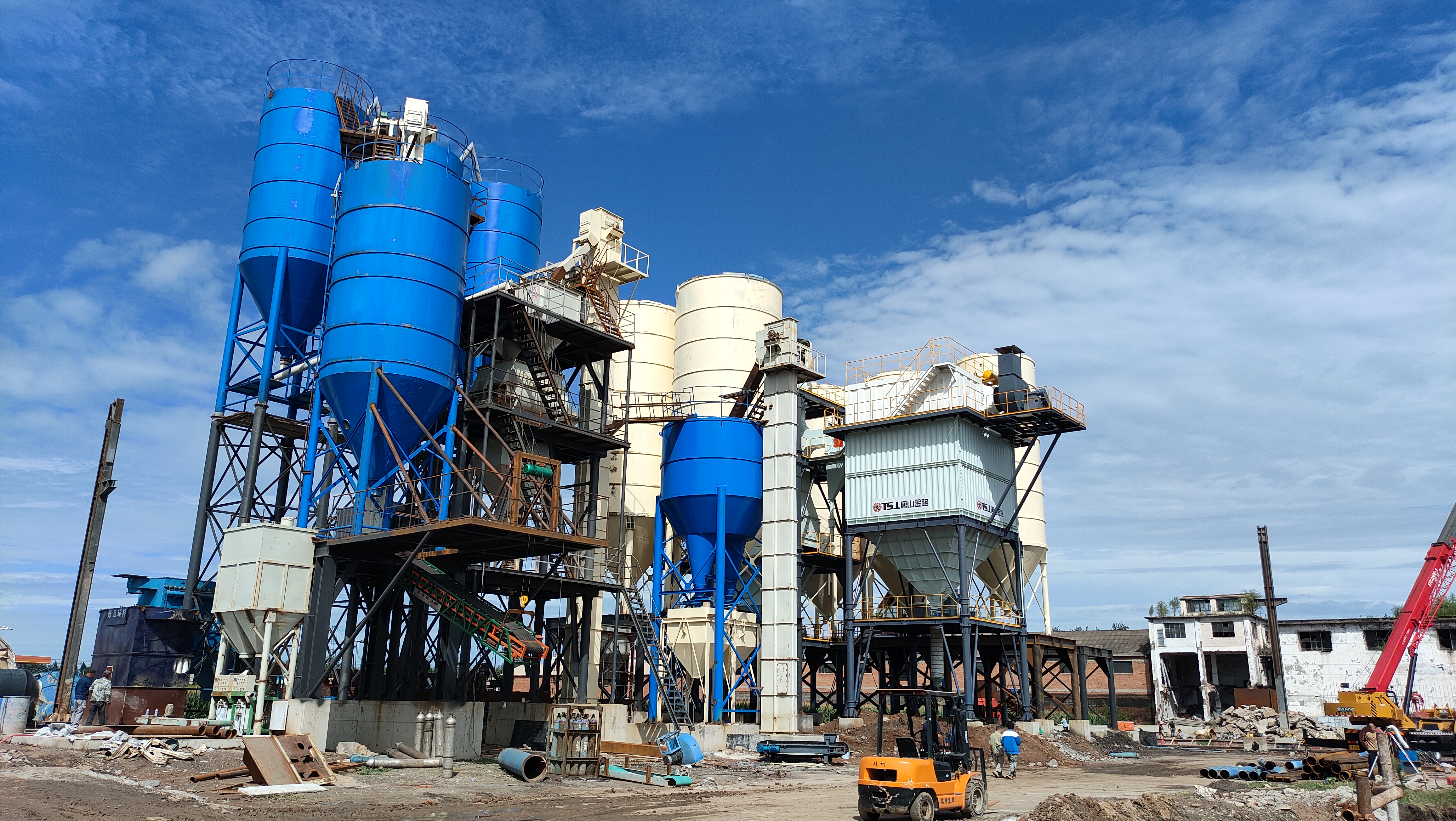 唐山金路制砂樓：智能引領(lǐng)，生產(chǎn)無(wú)憂