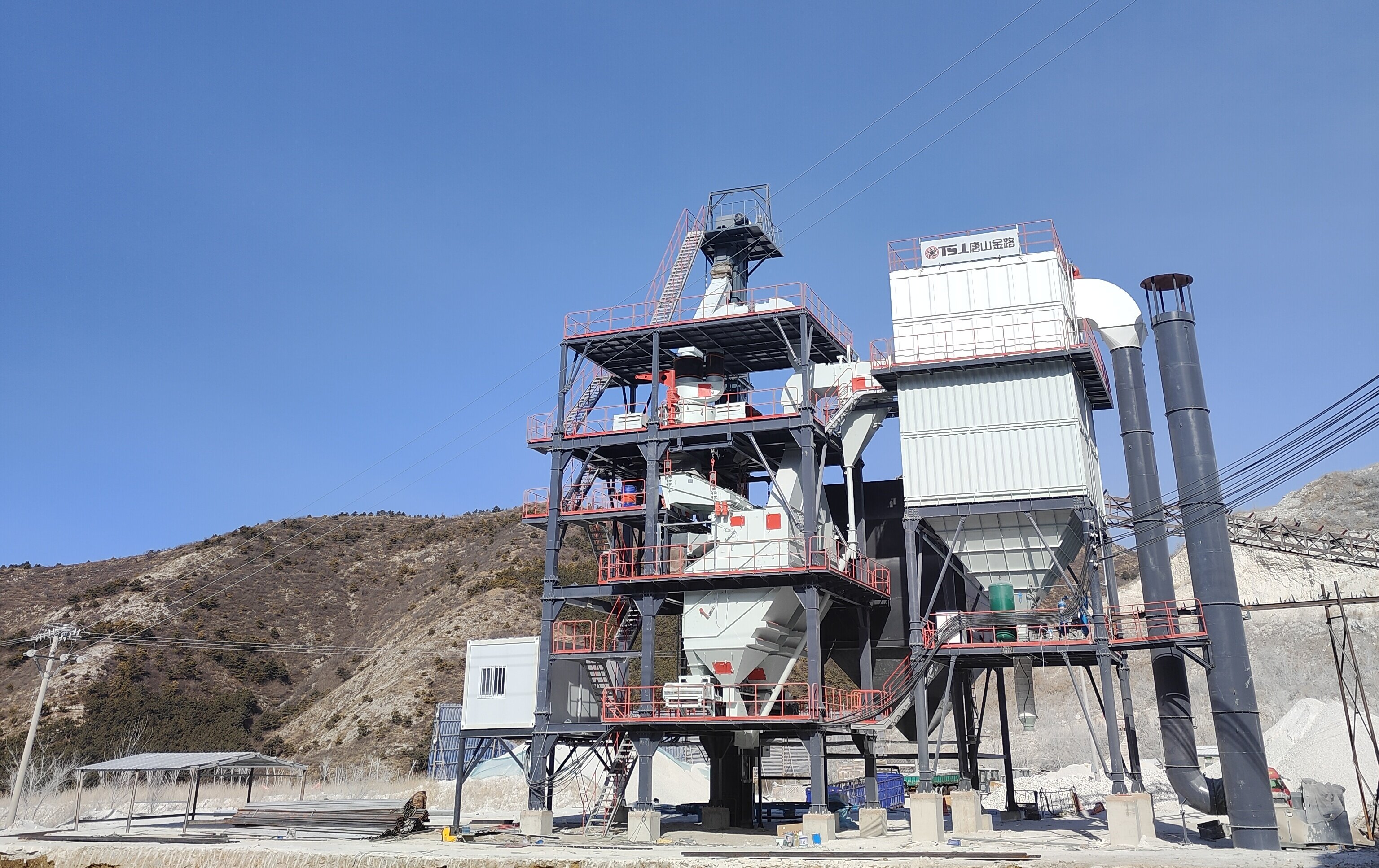 告別粉塵噪音！制砂樓如何改寫砂石行業(yè)環(huán)保格局？